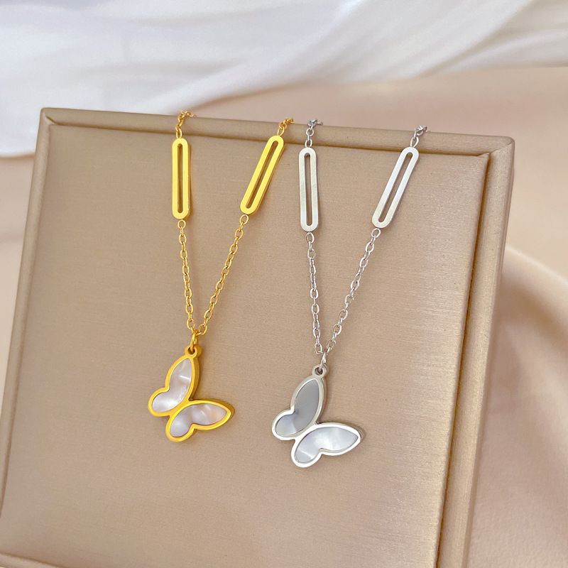 【 Full Body Titanium Steel 】 Beimu Butterfly Personality Minimalist Gold Necklace In The Wind Furnace Female INS Mesh_voghion.com