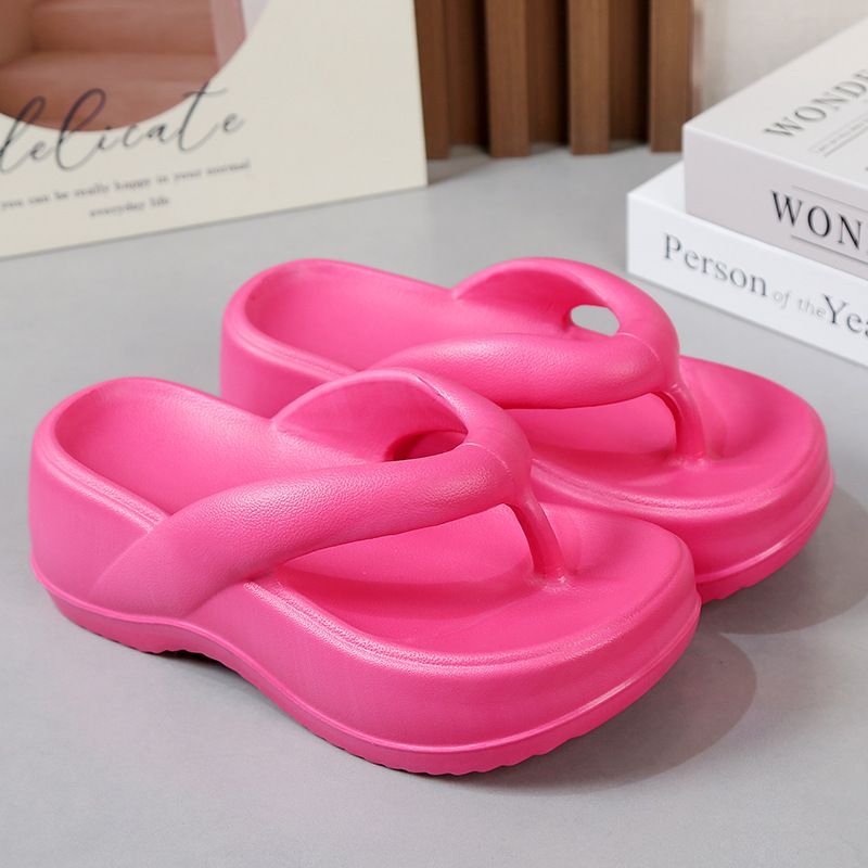 Women's Thick Soled Slippers For Spring Summer 2025, New Outdoor Fashion, Beach Beach, With A Feeling Of Stepping On_voghion.com