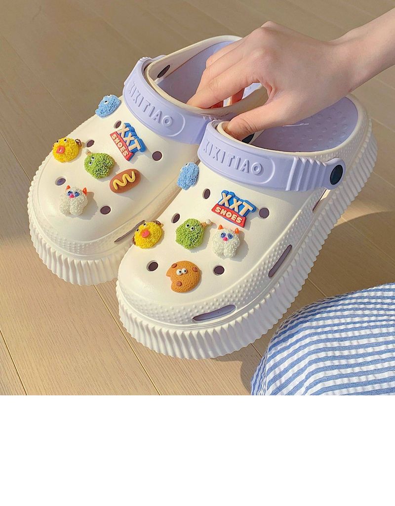 Fashionable Three Dimensional Cartoon Soft Soled Closed Toe Hole Shoes Thick Soled Height Enhancing Outdoor Ladies Seaside Beach Sandals_voghion.com