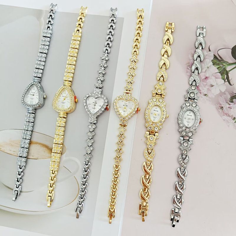 Light Fashion Snake-Shaped Diamond-Inlaid Women's Heart Flower-Shaped Quartz Bracelet Watch For Girls_voghion.com