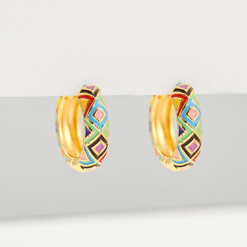 Orecchini pendenti versatili in rame smaltato Kenjie con micro intarsi colorati alla moda per donna_voghion.com