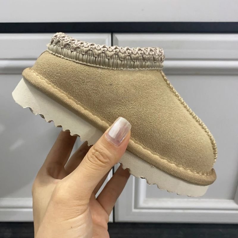 Scarpe per bambini Ragazzi Ragazze Ultra Mini Stivali invernali per bambini Piccoli Stivali da neve caldi alla caviglia morbidi e spessi in pelliccia per bambini Bassi_voghion.com