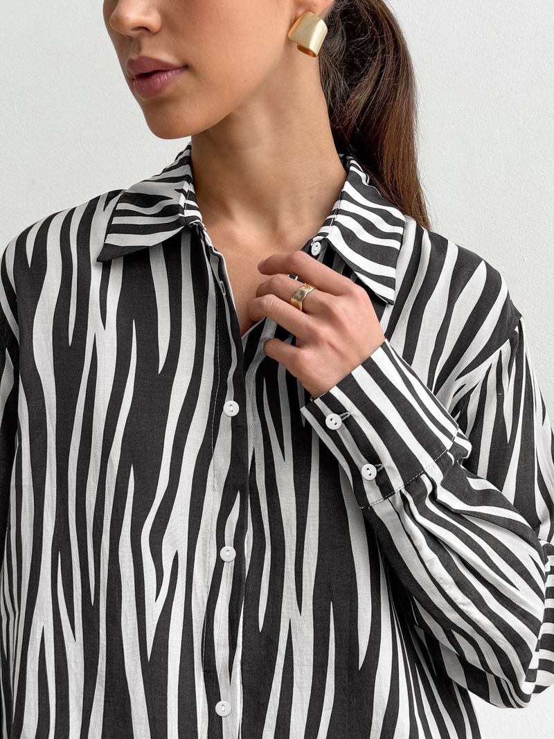 Blusa con estampado floral inspirado en la inspiración: camisa holgada de gran tamaño para mujer, top informal bohemio chic para primavera/verano._voghion.com