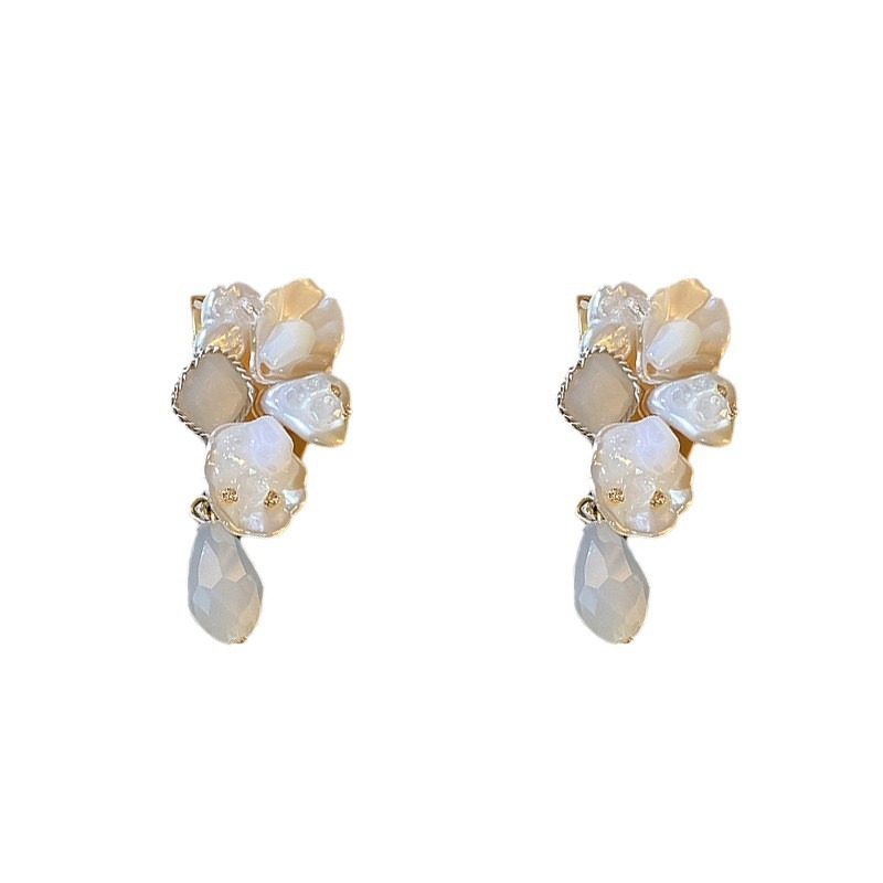 Orecchini a forma di petalo con perla e diamanti intarsiati in argento, super immortali, dolci e raffinati, stile forestale._voghion.com