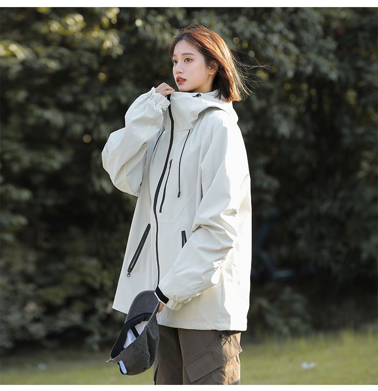 Outdoor New Model Loose Fit Mountaineering Windproof Waterproof Warm Couple Style Jacket For Men_voghion.com