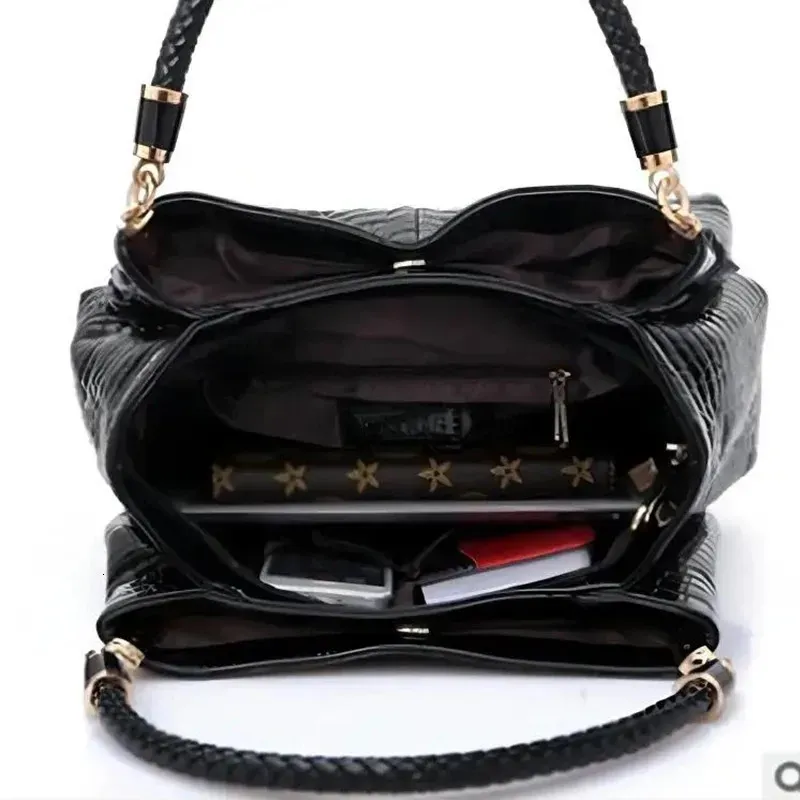 Womens Bag Large Capacity Tote Daily Commute Shoulder Print Bright Face Handbag Shopping 250614l_voghion.com