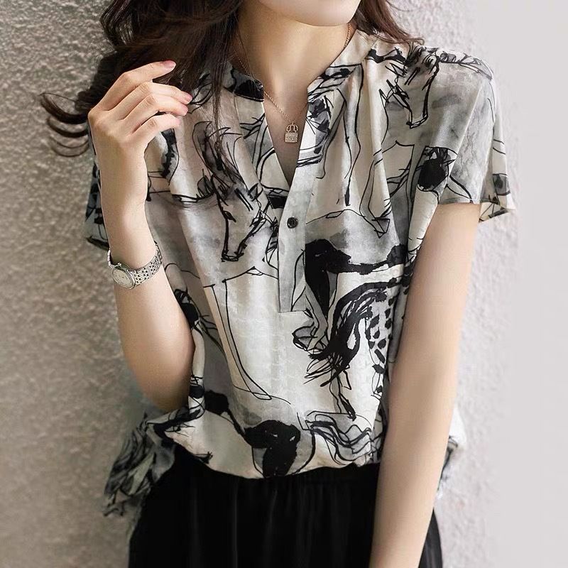 2024 Primavera/Estate Nuova Camicia da Donna con Collo Alto Stampato in Raso a Maniche Corte, Sottile e alla Moda, Look Sottile Top_voghion.com