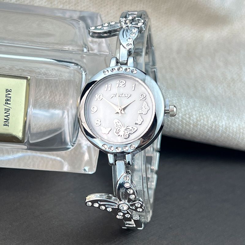 Damklockor Fjärilsinfattade diamanter Utsökt liten armbandsklocka Kreativ digital damkvartsklocka_voghion.com