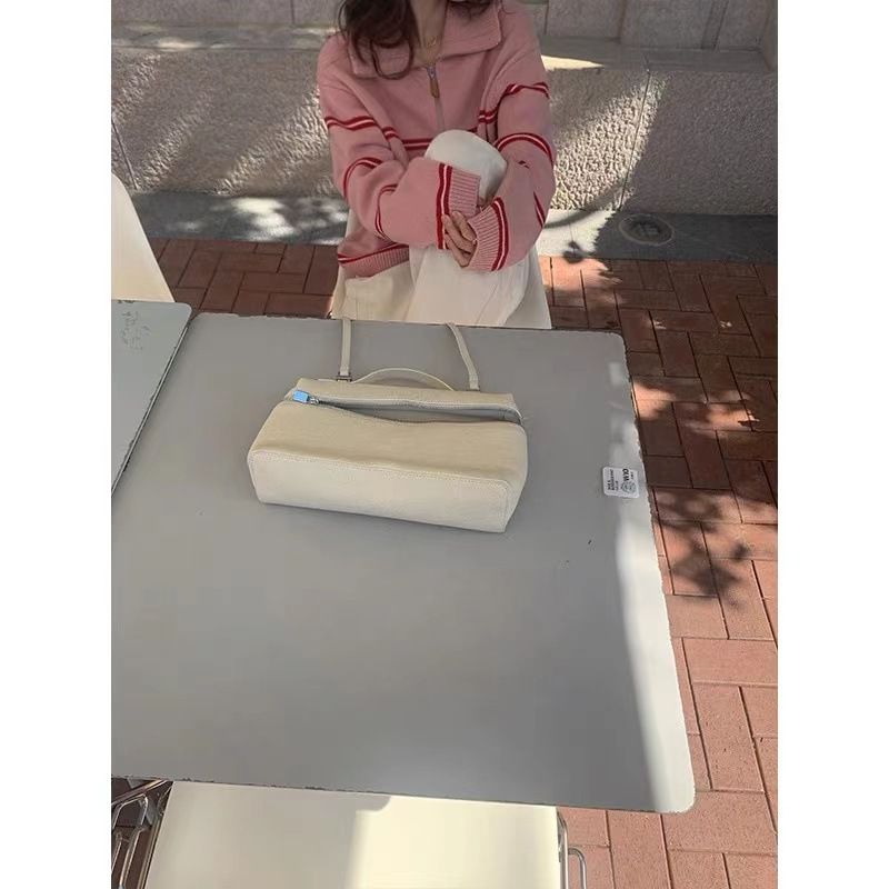 Wolle Koreanischen Stil Gestreiften Half-Zip Polo Kragen Pullover Für Frauen 2024 Neue Lose Faul Gestrickte Top_voghion.com