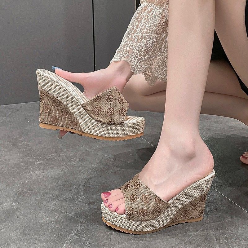 Pantofi de damă Sandale noi cu toc cu pană pentru femei Papuci cu talpă groasă cu floare de prun cu o linie pentru femei Papuci cu pană pentru femei_voghion.com