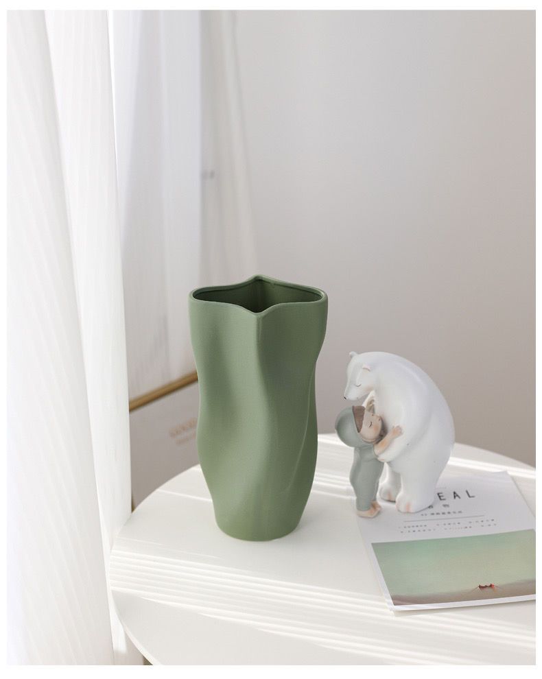 Morandi Luxus-Keramikvase – Hydroponisches Nischendesign für frische Blumenarrangements
_voghion.com