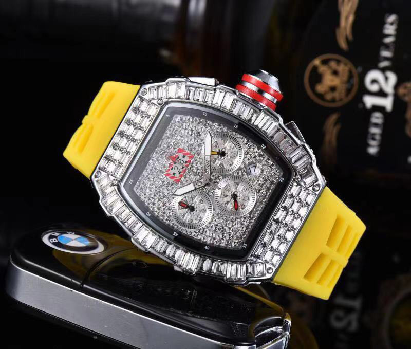 Mænds forretningsfritid kvartsur Firkantet Diamond Full Sky Star Multifunktionel kalender med seks ben, der kører andet urvalg_voghion.com