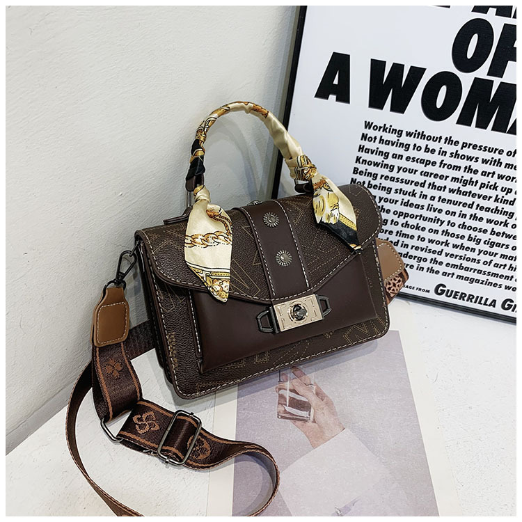 Women's New Fashionable and Trendy Handbag Casual and Versatile Scarves Single Shoulder Bag Retro Printed Handbag Crossbody Small Square Bag_voghion.com