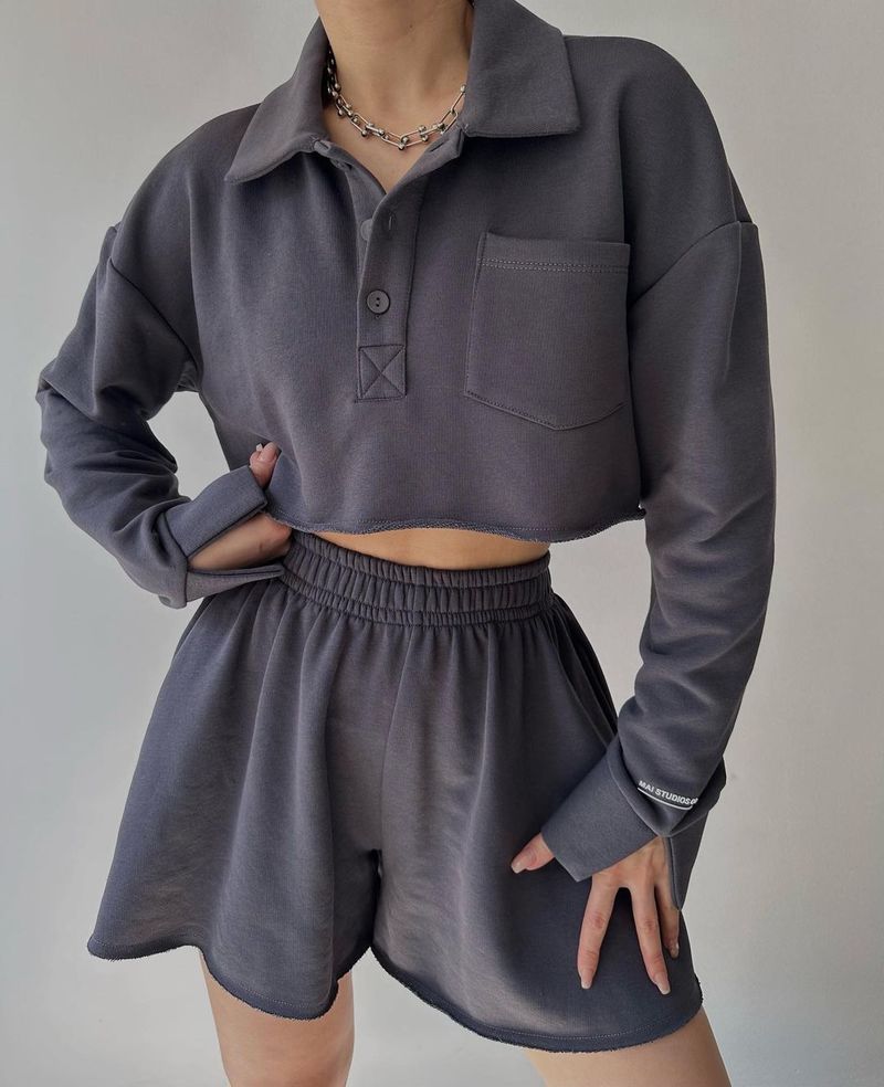 Completo da donna con pantaloncini corti con coulisse in cardigan corto casual a maniche lunghe in tinta unita_voghion.com