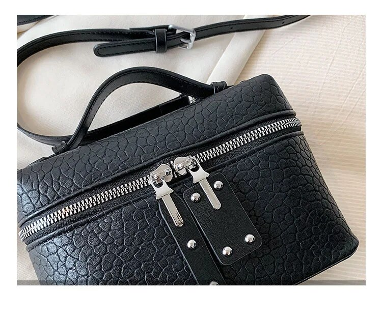 Borsa da donna 2023 nuova moda coreana una spalla a tracolla piccole borse quadrate borse da festa da donna eleganti personalizzate_voghion.com