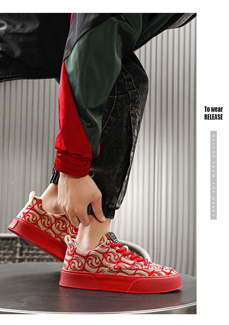 China-Chic Xiangyun Herren Board Neue bedruckte bestickte Stoffoberseite lässig atmungsaktiv weiche Unterseite modische Sportschuhe für Männer_voghion.com