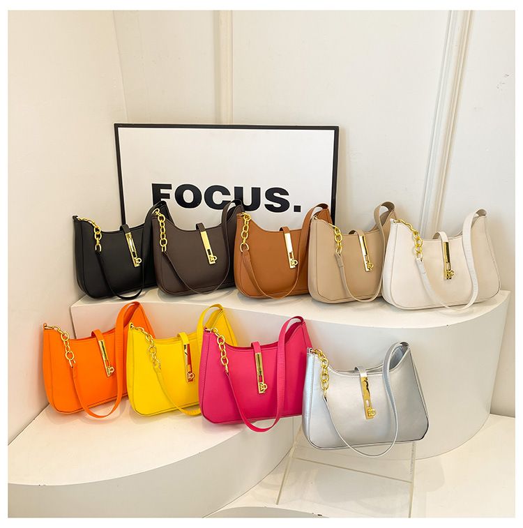 Vintage Fashion Lock Shoulder Bag Underarm Bag Tote Bag_voghion.com