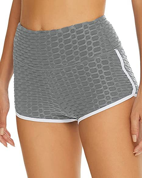 Kvinder Plus Size sorte højtaljede hofteløftende yoga-løbeshorts_voghion.com