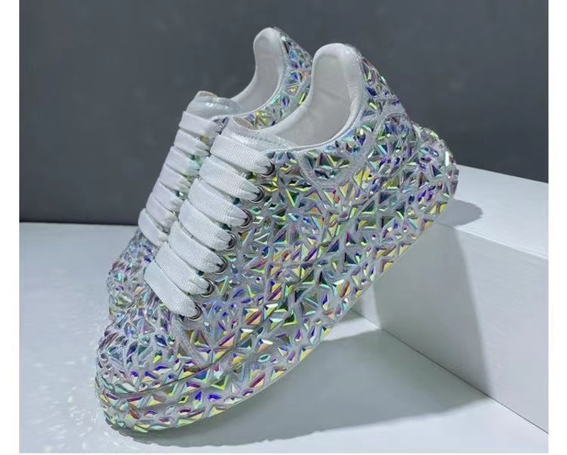 P7 2023 Autunno Primavera In Pelle Donna Nuovo Stile Piattaforma di Moda Ins Piattaforme Scarpe Da Ginnastica Marea Lustro Bling Scarpe Con Strass_voghion.com