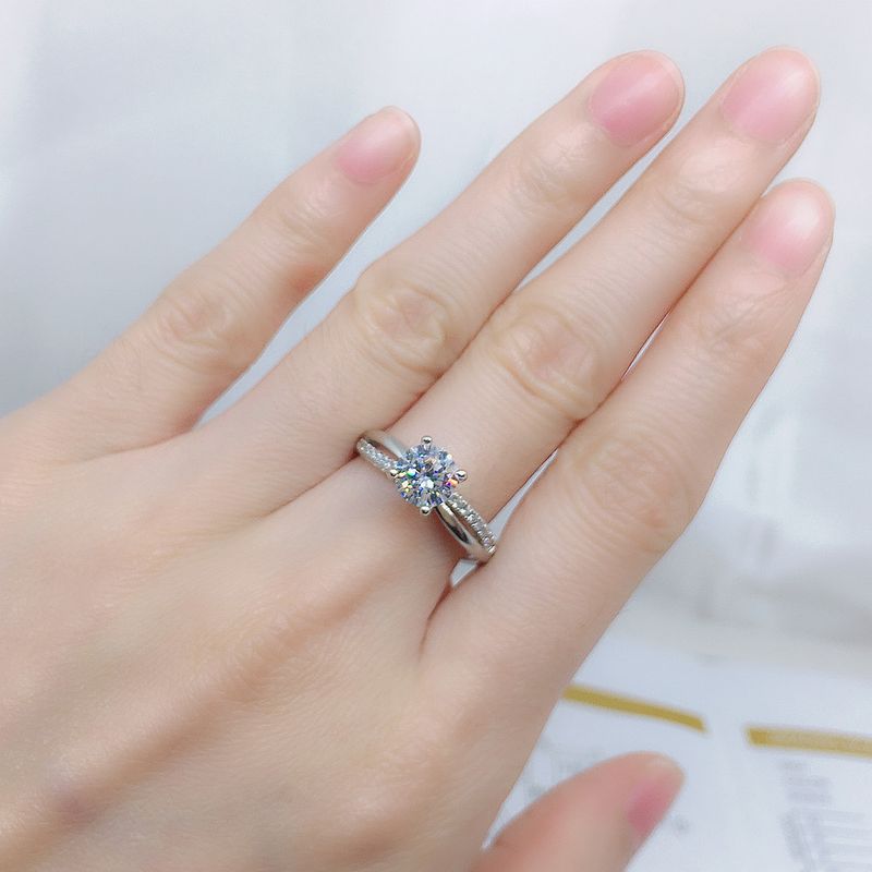 S Pure Silver Liu Shishi Same Four Claw Cross Ring, One Carat Mosang Stone Simulated Diamond Hearts And Eight Arrows_voghion.com