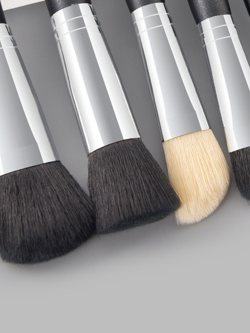 12 pcs black makeup brush set including blush brush, powder brush, contour brush GUJHUI factory direct sale_voghion.com