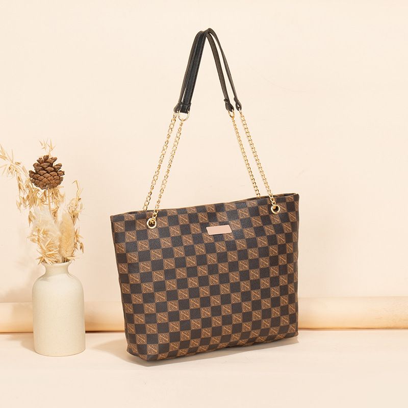 Borsa a tracolla con catena decorata con paillettes, nuova ed elegante borsa a tracolla da donna con stampa geometrica 2023_voghion.com