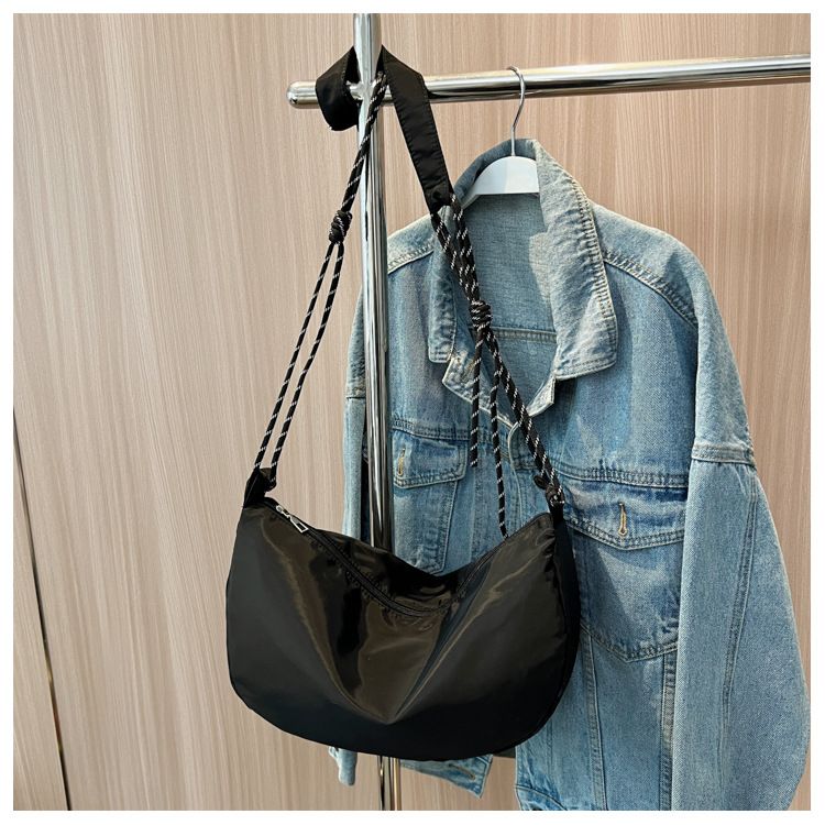 Geantă de umăr din nailon nou, culoare solidă, Hobos, casual, capacitate mare, Dional B, modă versatil pentru femei_voghion.com