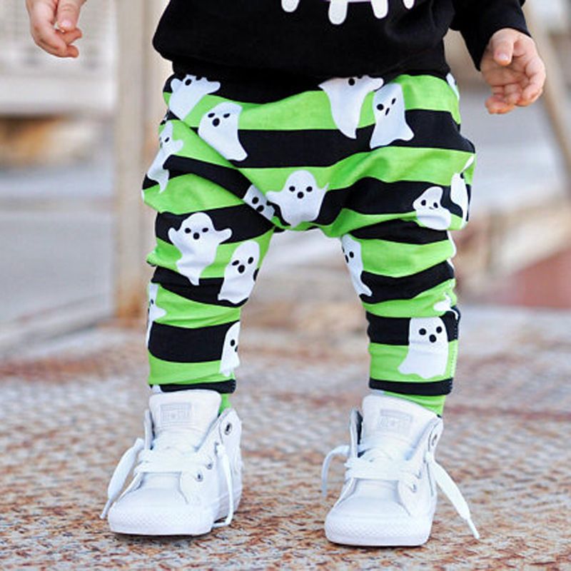 Completo a due pezzi a maniche lunghe con stampa di faccine sorridenti di Halloween per bambini - Felpa con cappuccio e pantaloni in cotone a righe per bambini piccoli (80-120 cm)_voghion.com