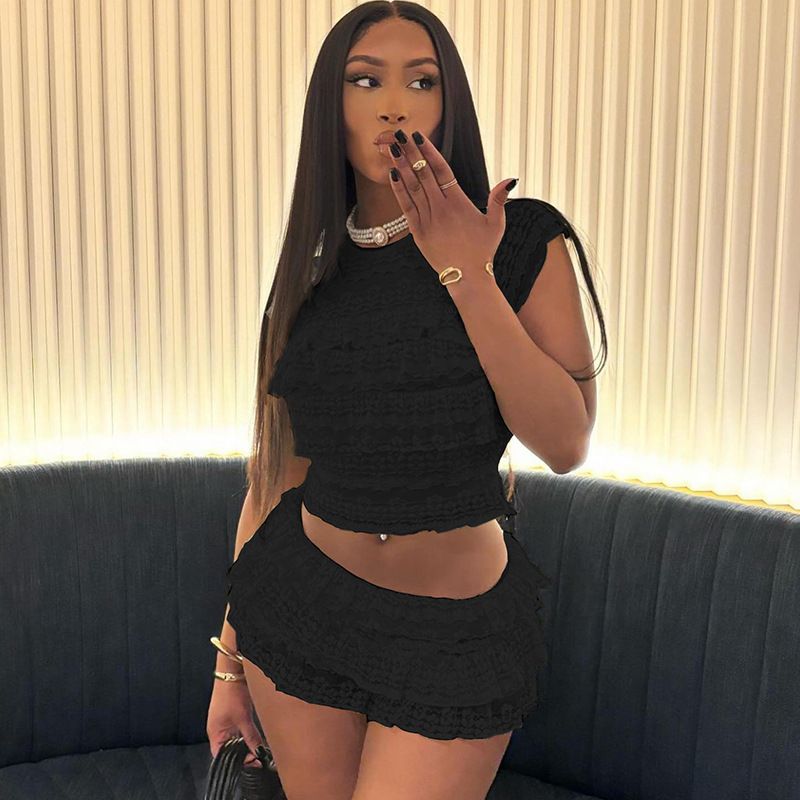 Damenbekleidung Sommer Neue Mode Temperament Süße Heiße Mädchen Einfarbig Hohl Schlank Gefaltete Shorts Anzug_voghion.com
