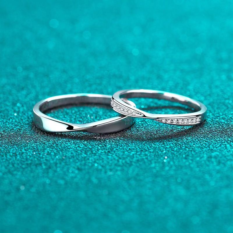 Mobius couple rings, high quality diamond studded, niche design, simple open end men and women couple rings_voghion.com