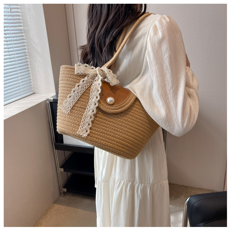 Chic Handbags 2024 New Woven Holiday Shoulder Bag Fashionable and Versatile Large-capacity Tote Bag Beach Bucket Bag_voghion.com