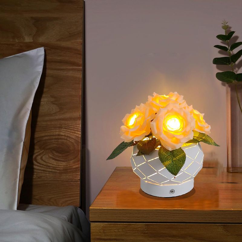 Piccola luce notturna da scrivania a forma di rosa, lampada da comodino in stile ins, regalo creativo, decorazione d'atmosfera, sensazione di alta qualità_voghion.com