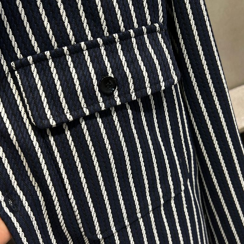 2025 Autumn Fashion Black And White Striped Turn-down Collar Shirt Long Sleeve Men's Trendy Jacket Versatile Coat_voghion.com
