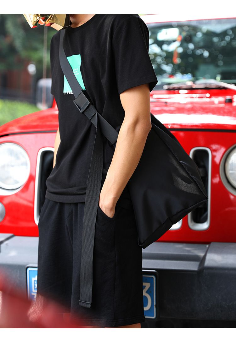 Men's Crossbody Sports Fitness Training Bag_voghion.com