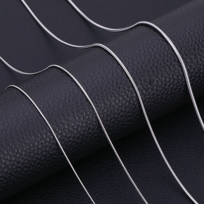 1,2 mm-es Sier színű rozsdamentes kígyócsont nyaklánc nőknek, egyszerű lánccal díszített titán acél ékszer, divatos ajándék_voghion.com