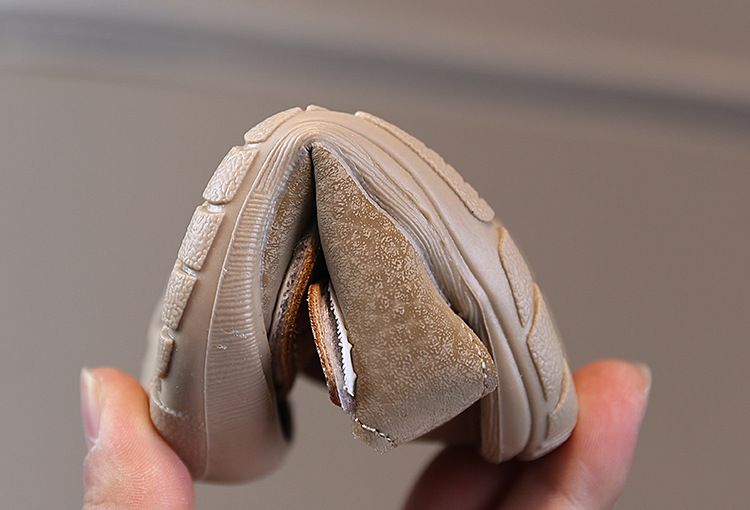Kinderschuhe Sommer Sandalen mit weicher Sohle für Babys und Kleinkinder Geschlossene Zehen Strandschuhe Klettverschluss Kleinkinderschuhe_voghion.com