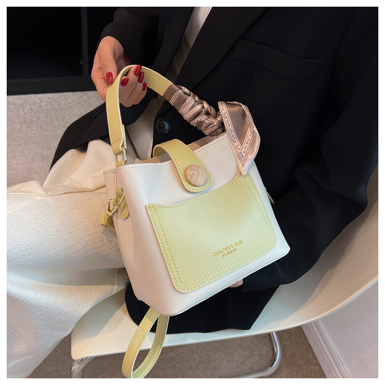 Borse da donna Borsa a tracolla alla moda e versatile con un secchiello per donna nuova borsa a tracolla estiva da donna_voghion.com