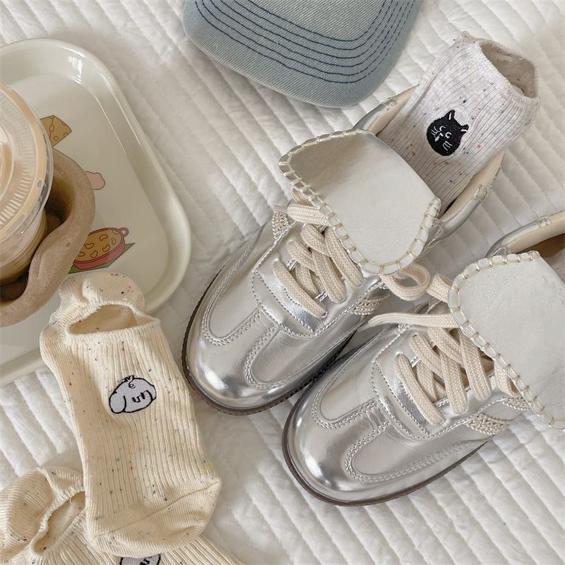Chaussettes invisibles brodées chat mignon pour femmes et hommes - Chaussettes basses invisibles en coton respirant avec adhérence antidérapante pour un usage quotidien_voghion.com