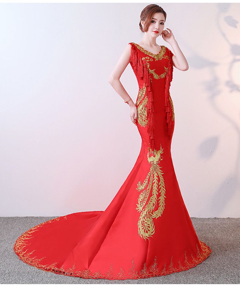 Abendkleid im chinesischen Meerjungfrauenstil – trägerloses rotes Hostessenkleid mit Schleppe, elegant für Bühnenauftritte und Modenschauen_voghion.com