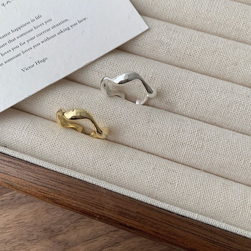 Anello in argento puro stile coreano con motivo a onde irregolari, aperto, semplice e versatile, curva naturale_voghion.com