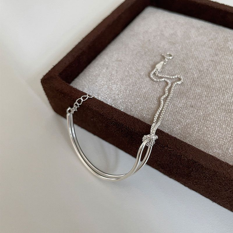 Minimalistisk design, knuten Sterg Sier modern och avslappnad för kvinnor i 2024 ny koreansk East Gate Instagram-stil_voghion.com