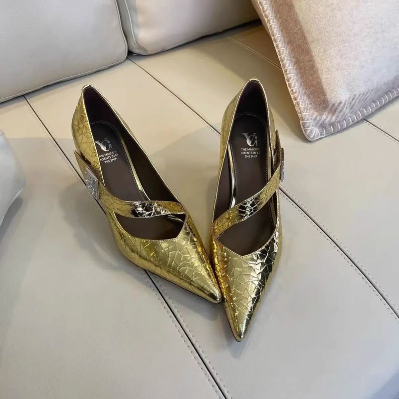 Grande elegante britannico a punta singolo per le donne nuovo stile temperamento con un pezzo unico moda tacco alto piccolo_voghion.com