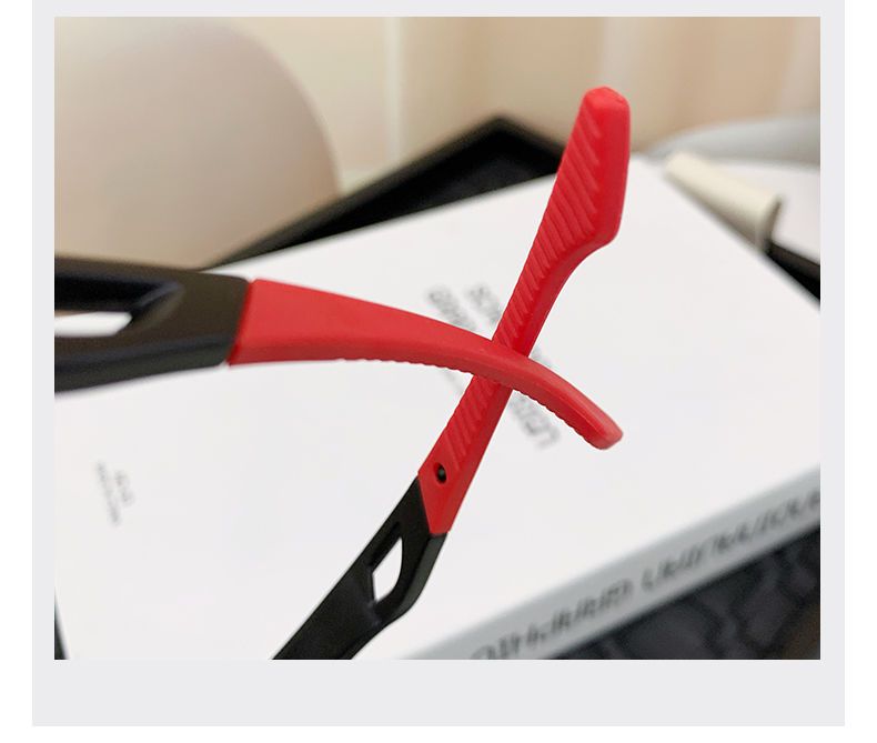【 Tasso di recensione positiva del 90% 】 Occhiali da equitazione colorati professionali per bici antivento sci corsa integrati resistenti ai raggi UV_voghion.com