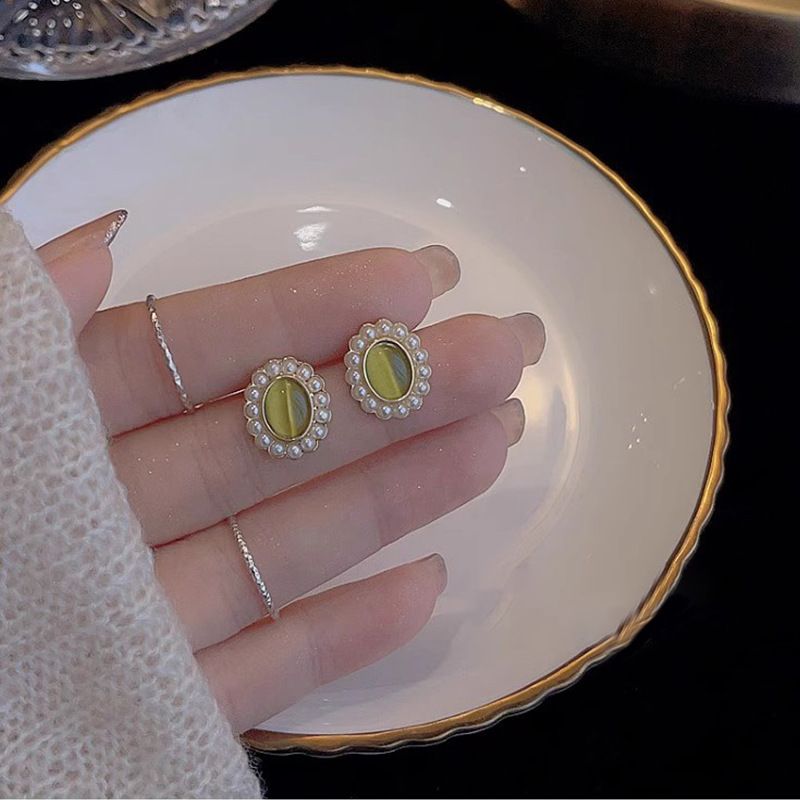 Orecchini da donna Orecchini a bottone con perle verdi a forma di occhio di gatto Orecchini da donna eleganti e di alta qualità Orecchini all'ingrosso_voghion.com