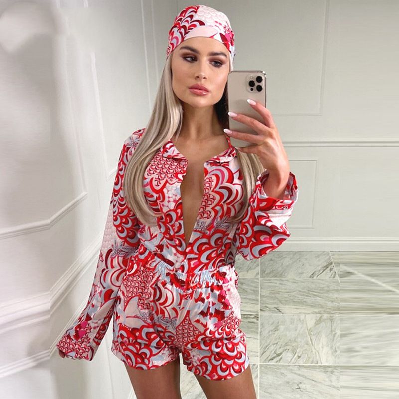 Abbigliamento donna moda casual completo spiaggia protezione solare completo camicia a maniche lunghe pantaloncini foulard completo tre pezzi_voghion.com