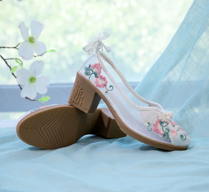 High Heels, bestickte Stoffsohlen aus Kuhsehnen, Damenschuhe können mit Gazeröcken, Qipao, Teekleidung usw. kombiniert werden_voghion.com