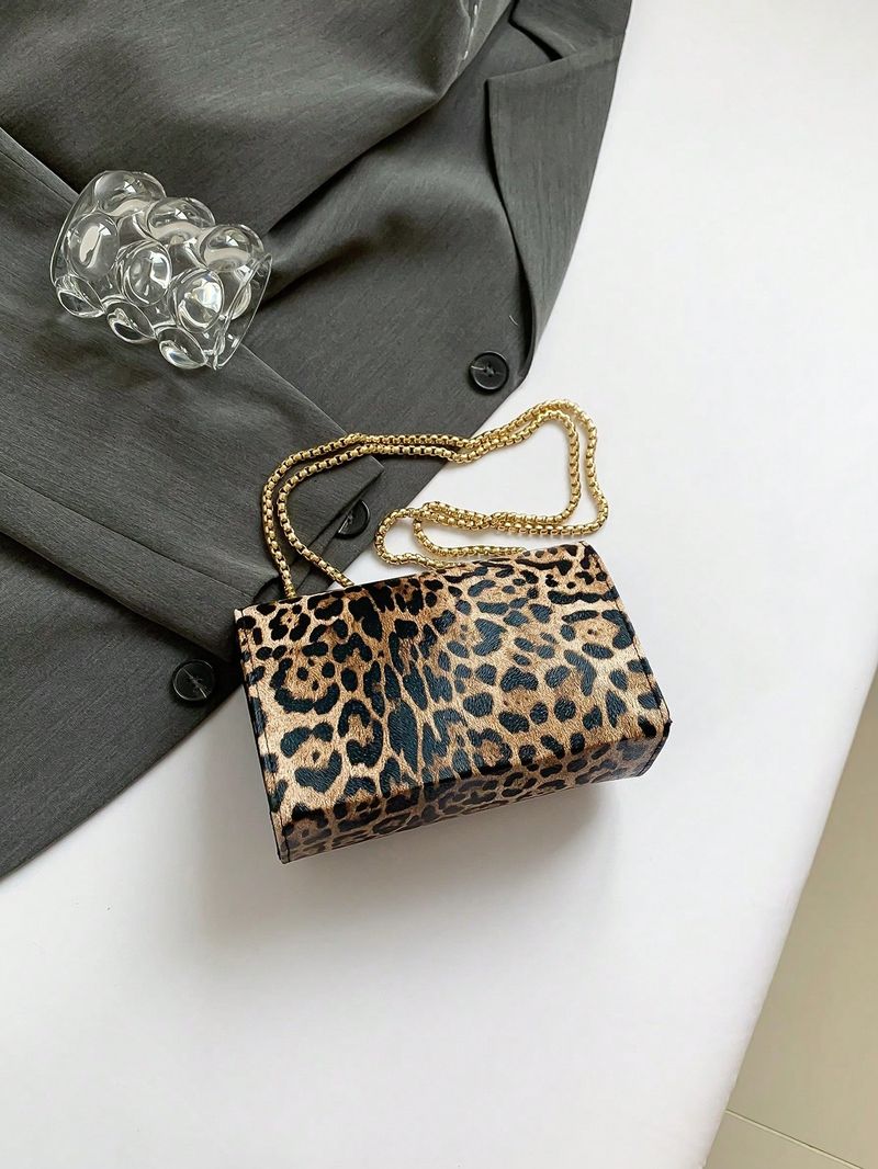 A Retro Fashion Leopard Print Mini Square Bag With Flap Opening, Metal Double Chain Shoulder Bag, Adjustable To Crossbody Bag, Leopard Print Bag_voghion.com