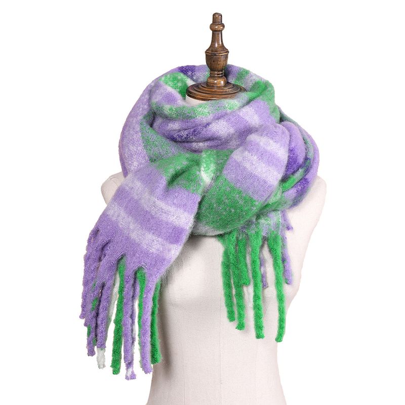 Écharpe à carreaux en mohair pour femme, châle d'hiver chaud et épais à carreaux avec franges, élégant et polyvalent, idéal pour le bureau décontracté._voghion.com