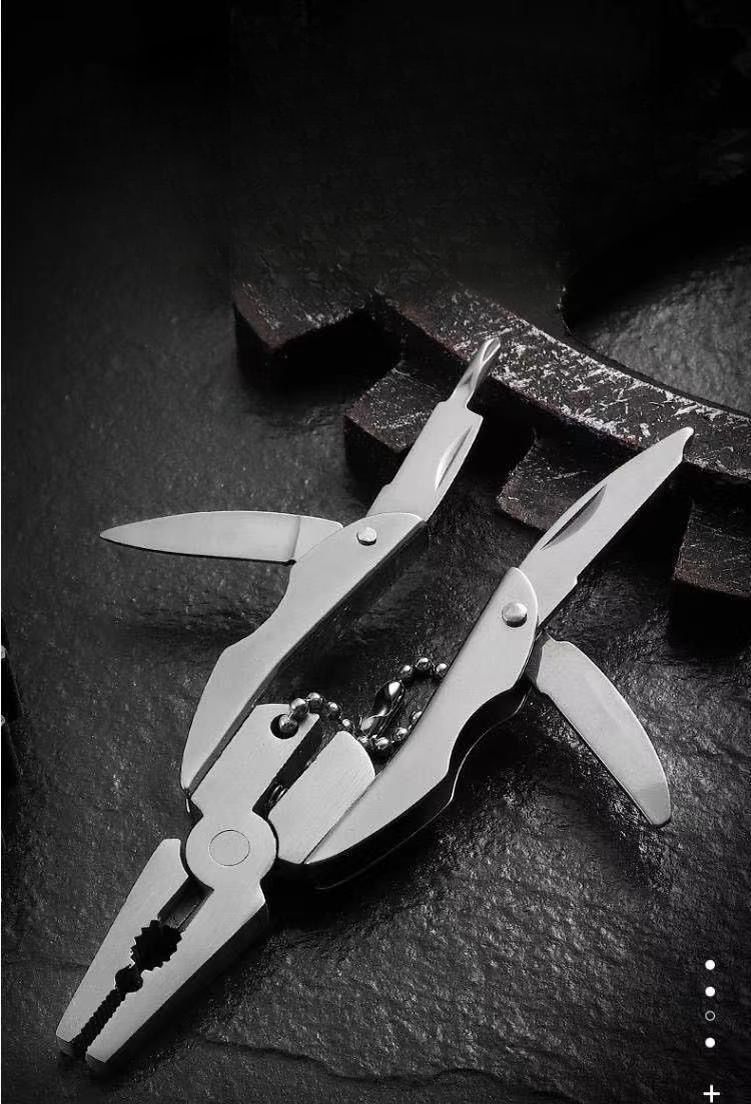 【Fan Exclusive Offer】Outdoor Multi-Function Folding Self-Rescue Portable Mini Keychain Pliers_voghion.com