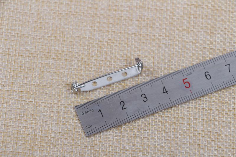 2.5CM-3.8CM Copper Iron Metal Safety Pin With Lock Buckle Brooch_voghion.com